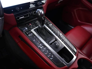 Внедорожник Porsche Macan Turbo 2014 года, 2699982 рублей, Москва