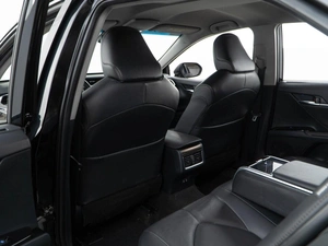 Седан Toyota Camry 2018 года, 2997444 рублей, Москва