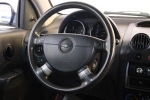 Хетчбэк Chevrolet Aveo 2006 года, 259000 рублей, Омск