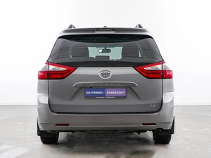 Минивэн Toyota Sienna 2016 года, 2548077 рублей, Москва