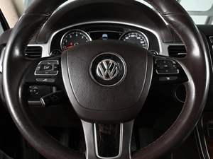 Внедорожник Volkswagen Touareg 2014 года, 2559000 рублей, Ростов-на-Дону