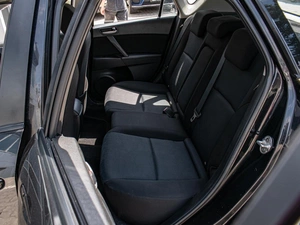 Хетчбэк Mazda 3 2011 года, 915000 рублей, Краснодар