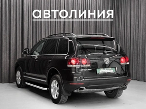 Внедорожник Volkswagen Touareg 2008 года, 1099000 рублей, Красноярск