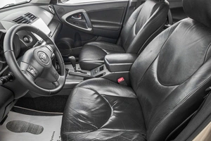 Внедорожник Toyota RAV4 2009 года, 1379000 рублей, Барнаул