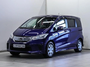 Минивэн Honda Freed 2011 года, 1040000 рублей, Красноярск