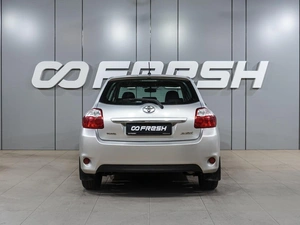 Хетчбэк Toyota Auris 2012 года, 949000 рублей, Воронеж
