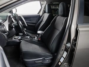 Внедорожник Toyota RAV4 2017 года, 1750000 рублей, Тюмень