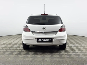 Хетчбэк Opel Astra 2014 года, 648200 рублей, Казань