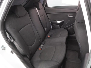 Хетчбэк Kia Rio 2015 года, 849000 рублей, Воронеж