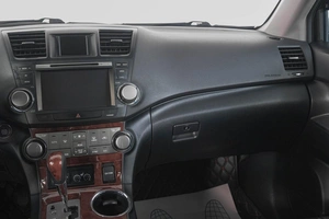 Внедорожник Toyota Highlander 2013 года, 2399000 рублей, Кемерово