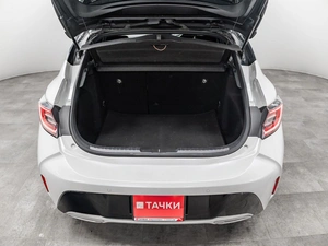 Хетчбэк Toyota Corolla 2021 года, 1910000 рублей, Красноярск