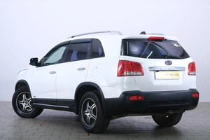 Внедорожник Kia Sorento 2011 года, 1619000 рублей, Омск
