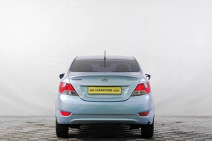 Седан Hyundai Solaris 2012 года, 699000 рублей, Кемерово