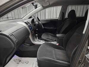 Универсал Toyota Corolla Fielder 2010 года, 895000 рублей, Красноярск