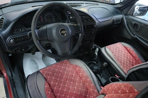 Внедорожник Chevrolet Niva 2011 года, 479000 рублей, Омск