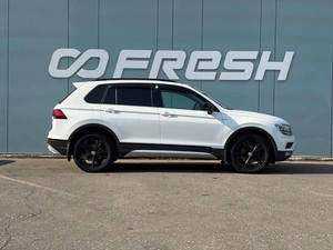 Внедорожник Volkswagen Tiguan 2019 года, 2519000 рублей, Ижевск
