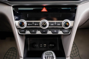 Седан Hyundai Elantra 2020 года, 1619000 рублей, Пермь