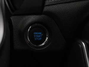 Внедорожник Toyota RAV4 2021 года, 3449000 рублей, Тюмень