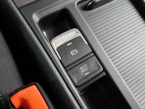 Хетчбэк Volkswagen Golf 2013 года, 1484000 рублей, Воронеж