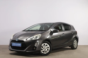 Хетчбэк Toyota Aqua 2018 года, 1459000 рублей, Новосибирск