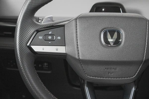 Лифтбек Changan UNI-V 2023 года, 2499000 рублей, Кемерово