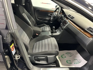 Седан Volkswagen Passat CC 2012 года, 1130000 рублей, Красноярск
