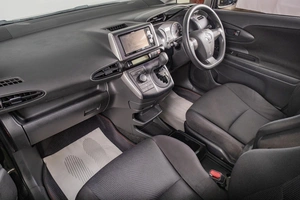 Минивэн Toyota Wish 2015 года, 1729000 рублей, Томск
