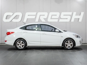 Седан Hyundai Solaris 2012 года, 699000 рублей, Сургут