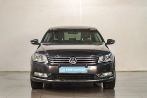 Седан Volkswagen Passat 2011 года, 949000 рублей, Челябинск