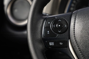 Внедорожник Toyota RAV4 2014 года, 2399000 рублей, Новосибирск