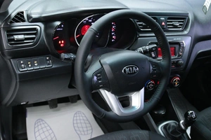 Хетчбэк Kia Rio 2014 года, 798000 рублей, Солонцы