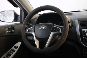 Седан Hyundai Solaris 2011 года, 859000 рублей, Омск