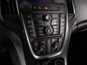 Седан Opel Astra 2013 года, 730000 рублей, Минеральные Воды