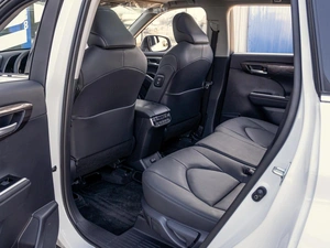 Внедорожник Toyota Highlander 2025 года, 5750000 рублей, Краснодар