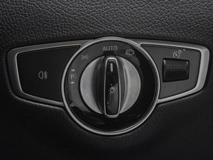 Седан Mercedes-benz E-класс 2019 года, 3550000 рублей, Краснодар