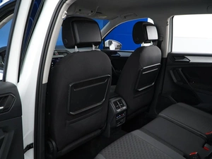 Внедорожник Volkswagen Tiguan 2018 года, 1799077 рублей, Москва