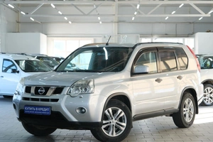 Внедорожник Nissan X-Trail 2012 года, 1319000 рублей, Омск