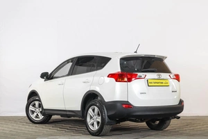 Внедорожник Toyota RAV4 2014 года, 1759000 рублей, Тюмень
