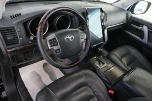 Внедорожник Toyota Land Cruiser 2010 года, 3199000 рублей, Омск