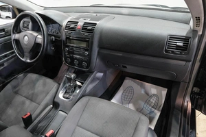Седан Volkswagen Jetta 2009 года, 739000 рублей, Новокузнецк
