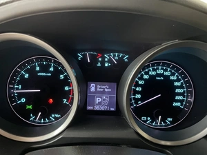 Внедорожник Toyota Land Cruiser 2008 года, 2997000 рублей, Солонцы