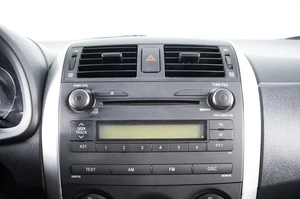 Седан Toyota Corolla 2011 года, 839000 рублей, Пермь