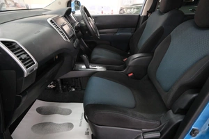 Универсал Nissan Wingroad 2009 года, 519000 рублей, Омск