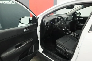 Внедорожник Kia Sportage 2018 года, 2440000 рублей, Курск