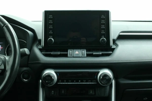 Внедорожник Toyota RAV4 2020 года, 3745000 рублей, Красноярск