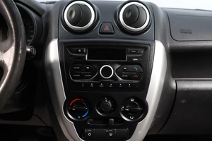 Седан ВАЗ (LADA) Granta 2017 года, 799000 рублей, Новосибирск