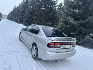 Седан Subaru Legacy 2000 года, 595000 рублей, 