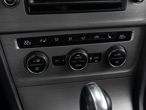 Хетчбэк Volkswagen Golf 2016 года, 1345000 рублей, Тюмень