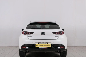 Хетчбэк Mazda 3 2019 года, 1839000 рублей, Красноярск