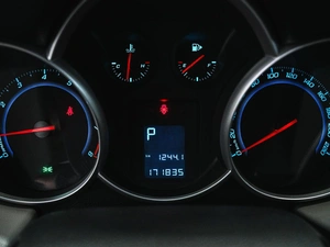 Хетчбэк Chevrolet Cruze 2012 года, 750000 рублей, Красноярск